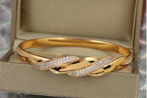 Браслет бенгл Xuping Jewelry дві хвилі 60 см на руку від 16 см до 19 см золотистий