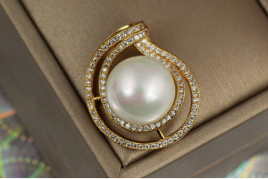 Кулон Xuping Jewelry грація 2.5 см золотистий