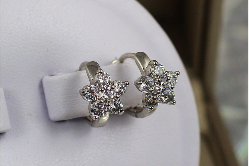 Сережки дитячі Xuping Jewelry п'ять пелюсток 11 мм сріблясті