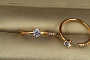 Кільце Xuping Jewelry скромність р 16+ золотисте
