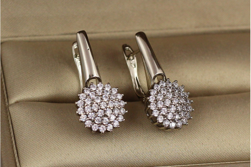 Сережки Xuping Jewelry новий всесвіт 2.4 см сріблясті