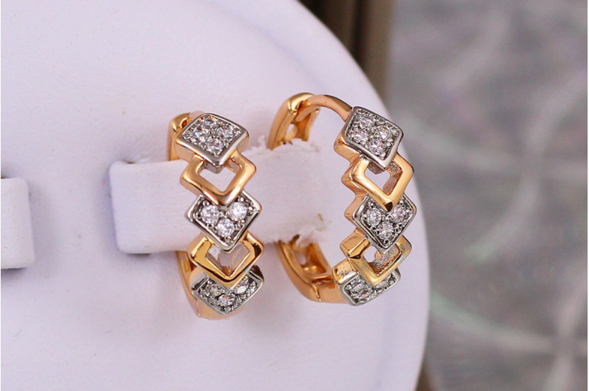 Сережки Xuping Jewelry танець ромбів із родієм 1.6 см золотисті