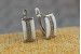 Сережки Xuping Jewelry краватка з білою керамікою 1.6 см сріблясті