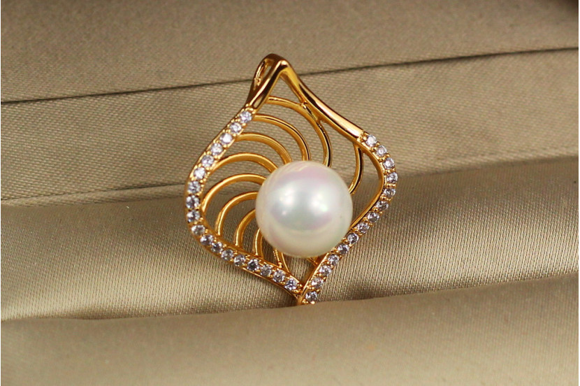 Кулон Xuping Jewelry підводний світ із перлиною 2.7 см золотистий