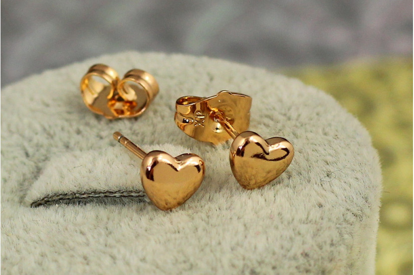 Сережки гвоздики Xuping Jewelry гладкі серця 6 мм золотисті
