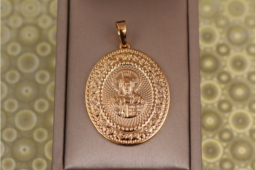 Ладанка Xuping Jewelry овальна тиснена Іісус ажурна окантовка 3.8 см золотиста