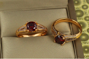 Кільце Xuping Jewelry вишневий аромат р 16 золотисте