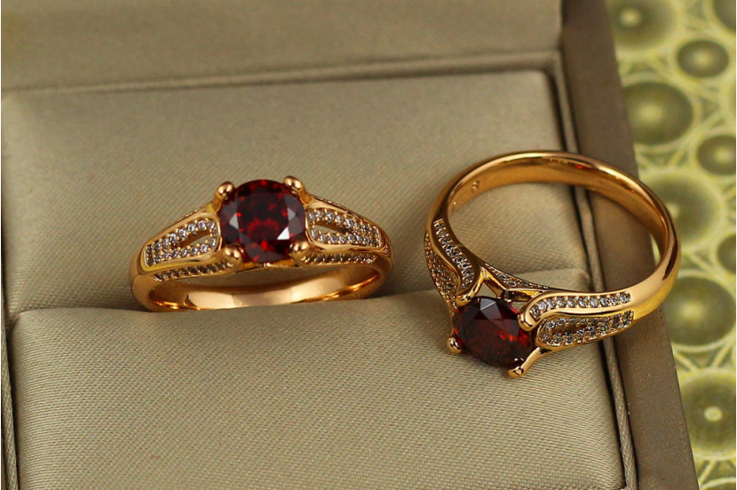 Кільце Xuping Jewelry вишневий аромат р 19 золотисте