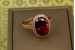 Кільце Xuping Jewelry малинки з червоним каменем р 17 золотисте