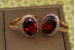 Кільце Xuping Jewelry малинки з червоним каменем р 17 золотисте