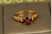 Кільце Xuping Jewelry червоний фіаніт на високих ніжках р 17 золотисте