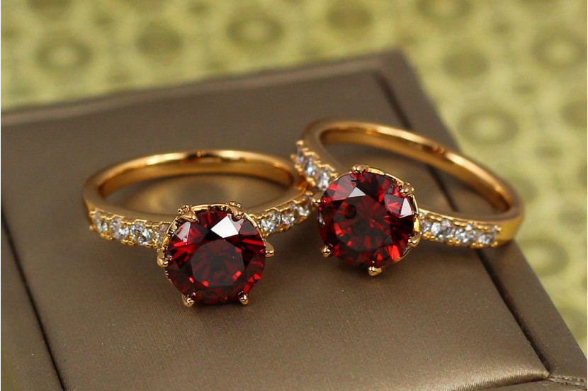 Кільце Xuping Jewelry зерно граната з червоним каменем р 17 золотисте