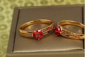 Кільце Xuping Jewelry душевна чутливість з червоним фіанітом р 16