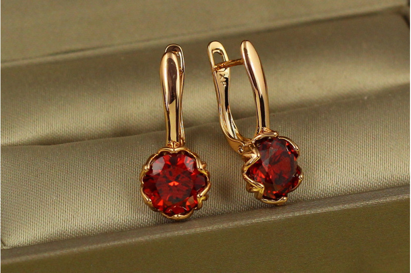 Сережки Xuping Jewelry велична простота з червоним каменем 2.3 см золотисті