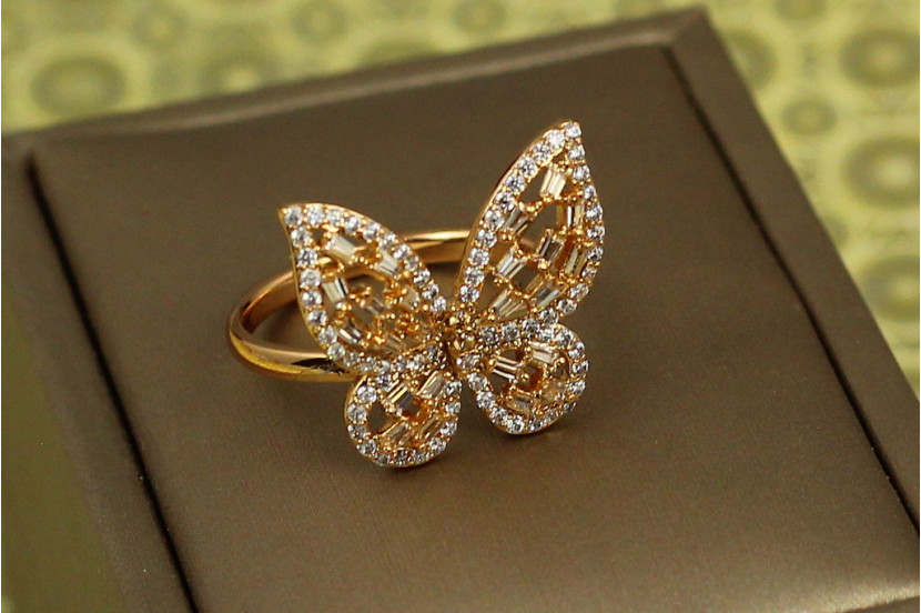 Кільце Xuping Jewelry великий метелик крила з камінням кольору шампанського р 20 золотисте