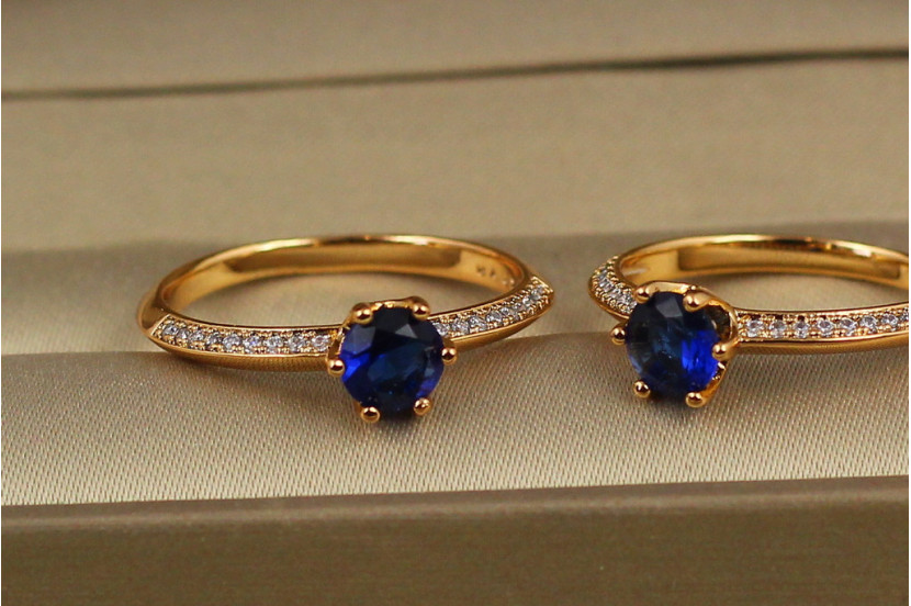 Кільце Xuping Jewelry акорд із синім каменем 5 мм р 16 золотисте