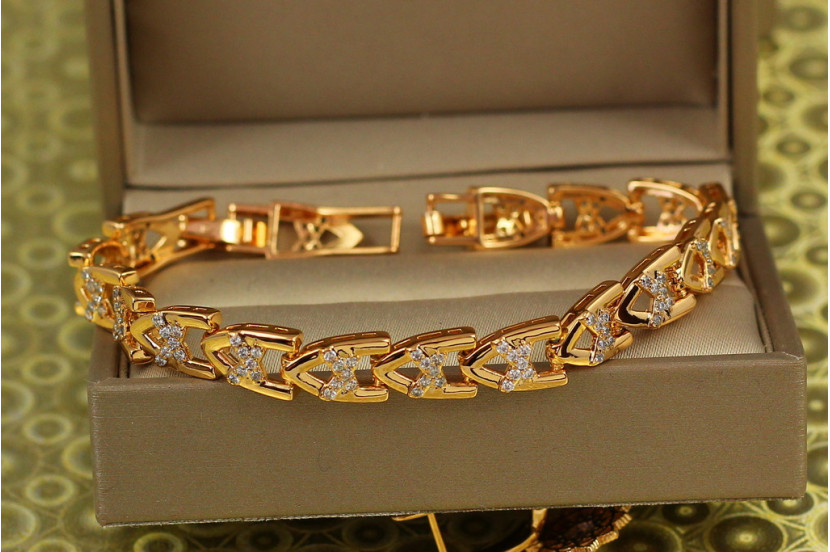 Браслет Xuping Jewelry мерехтіння зірок 19.5 см 8 мм золотистий