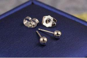 Сережки гвоздики Xuping Jewelry кульки 4 мм сріблясті