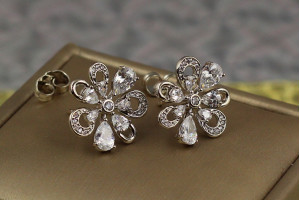 Сережки гвоздики Xuping Jewelry мандала 1.7 см сріблясті