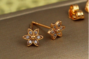 Сережки гвоздики Xuping Jewelry ала квіточка 7 мм золотисті