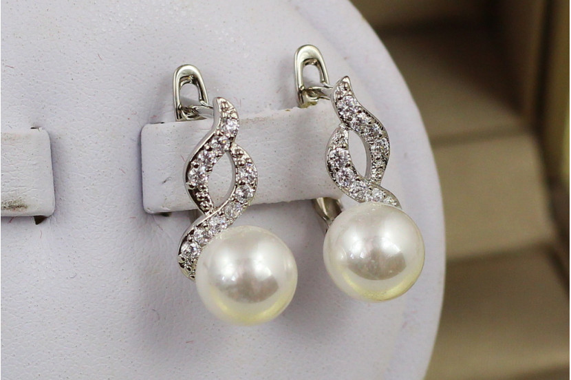 Сережки Xuping Jewelry перлове полум'я 1.8 см сріблясті