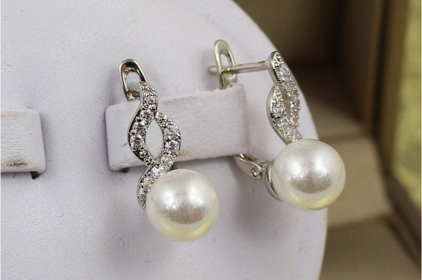 Сережки Xuping Jewelry перлове полум'я 1.8 см сріблясті