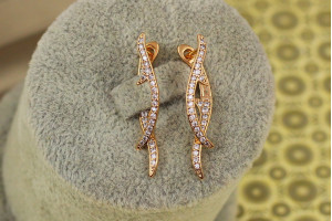 Сережки Xuping Jewelry Коза ностра 3 см золоті Сережки Xuping Jewelry Коза ностра 3 см золоті