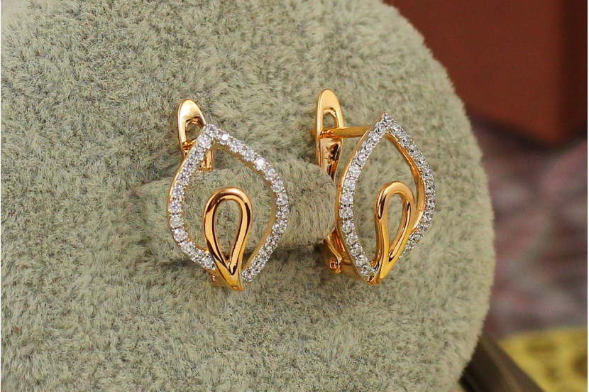 Сережки Xuping Jewelry пелюстка з родієм1.5 см золотисті
