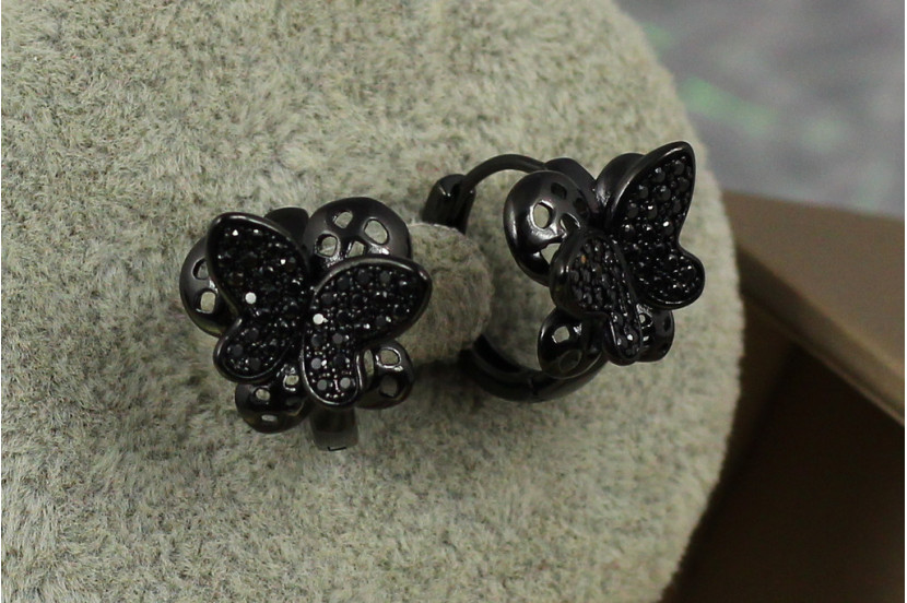 Сережки Xuping Jewelry метелик на квітці 1.4 см блек ган