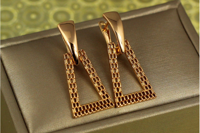 Сережки Xuping Jewelry трапеція стільники 3.4 см золотисті