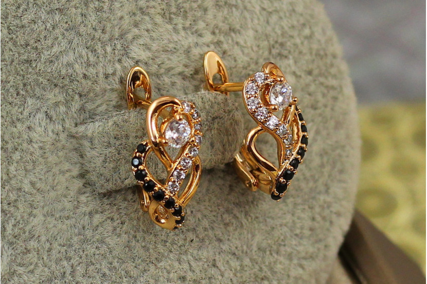 Сережки Xuping Jewelry світанок 1.5 см золотисті