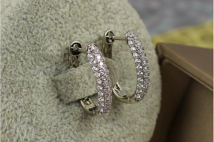 Сережки Xuping Jewelry три доріжки з фіанітів 1.9 см сріблясті