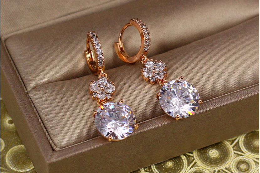 Сережки Xuping Jewelry підвіски квітка з каменем 3 см золотисті