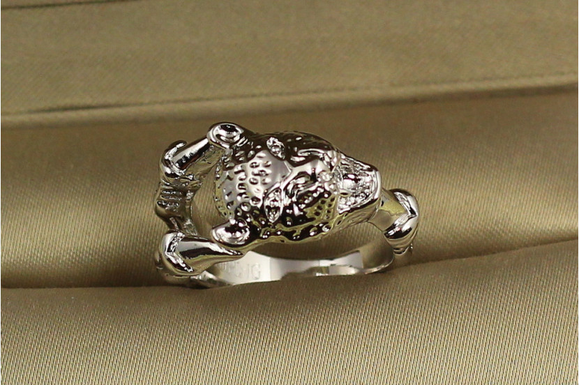 Кільце Xuping Jewelry пантера р 17 сріблясте