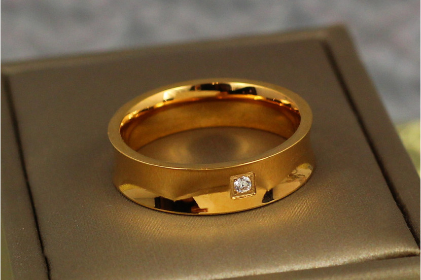 Обручне кільце Xuping Jewelry увігнута американка з каменем 7 мм р 20 золотисте