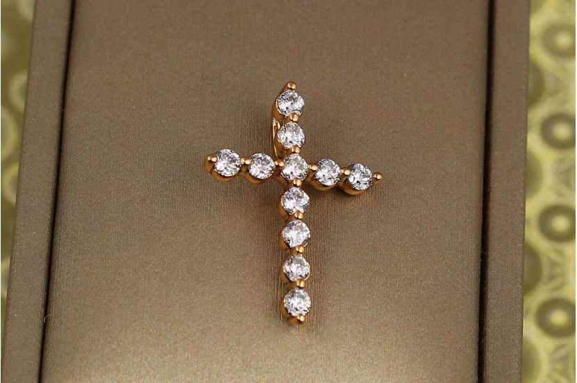 Хрестик Xuping Jewelry для тонкого ланцюга з великими фіанітами 2,4 см золотистий