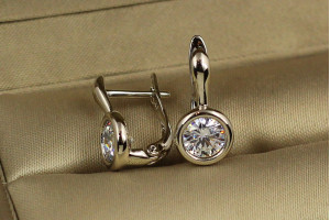 Сережки Xuping Jewelry Соло 1,6 см сріблясті