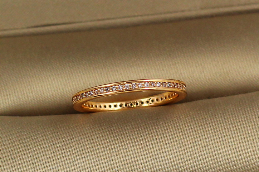 Кільце Xuping Jewelry доріжка в обідку з камінням по колу р 17 золотисте