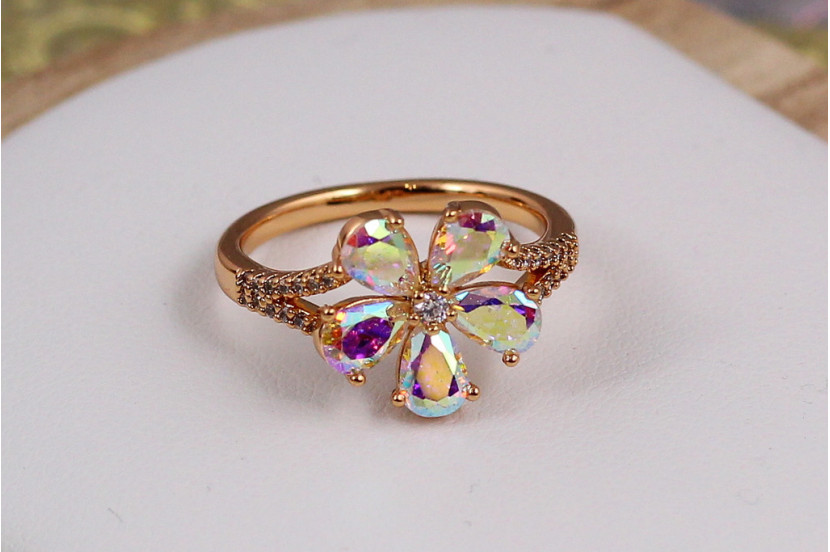 Кільце Xuping Jewelry квітка з каменем хамелеон р 20 золотисте