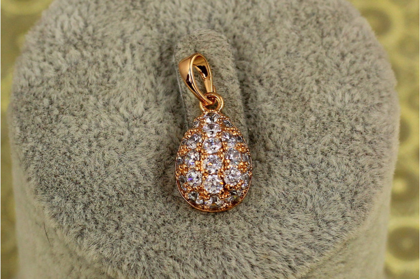 Кулон Xuping Jewelry крапля з фіанітів 1.8 см золотистий