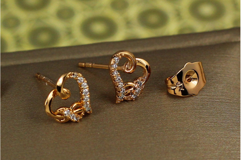 Сережки гвоздики Xuping Jewelry сердечко з нескінченністю 9 мм золотисті