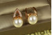 Сережки Xuping Jewelry Ватікан з перлиною 2 см золотисті