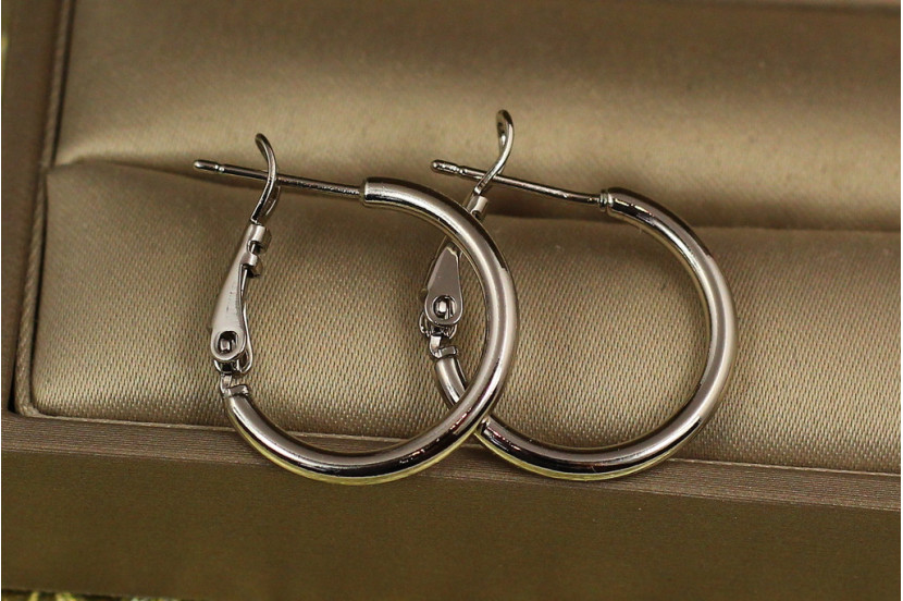 Сережки кільця Xuping Jewelry гладкі 1,7 см сріблясті