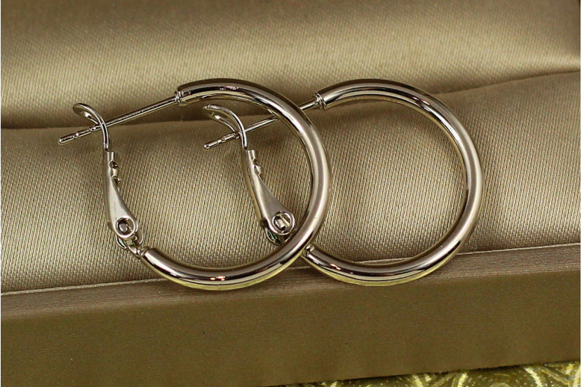 Сережки кільця Xuping Jewelry гладкі 2 см сріблясті