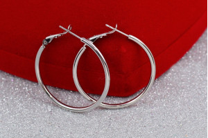 Сережки кільця Xuping Jewelry гладкі 3,5 см сріблясті
